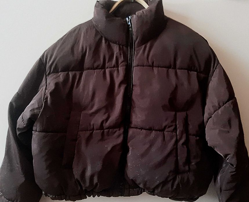 продам теплую куртку-бомбер h&m