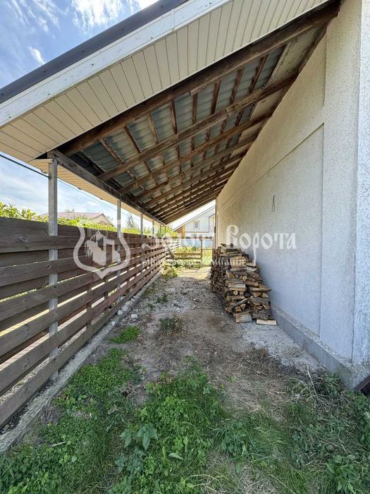 Будинок, 2пов. Без ремонту. село Липовий Скиток, Фастівський район