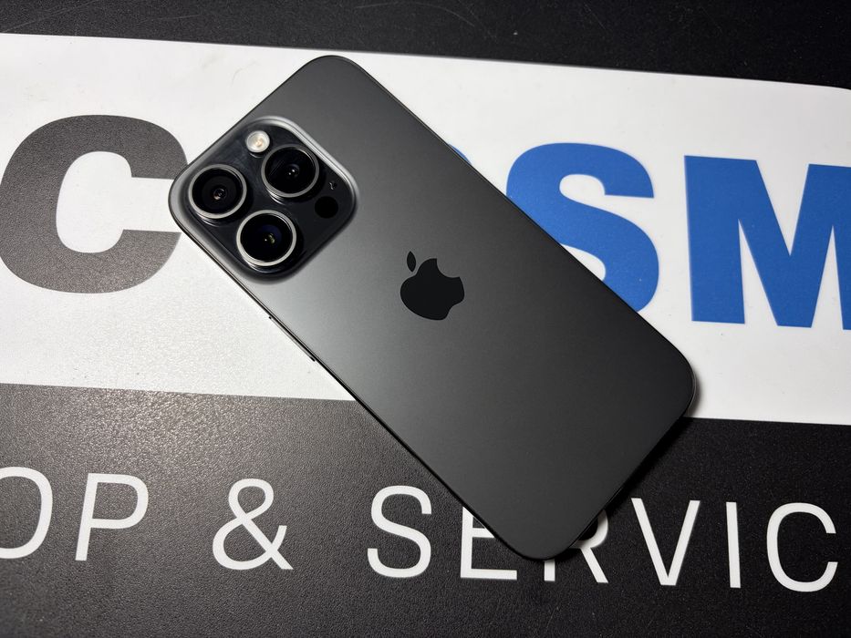 Zadbany Apple iphone 15 pro 128GB Graphite