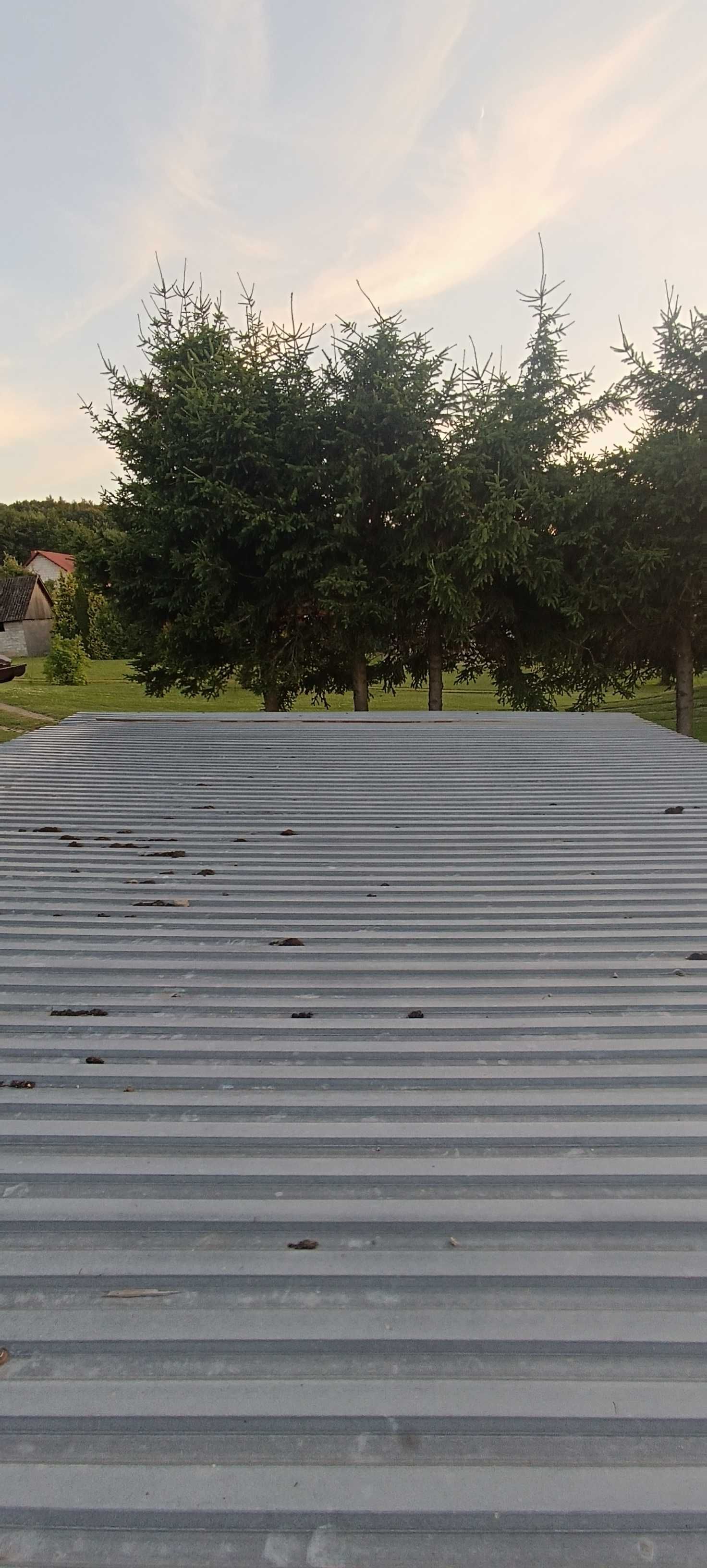 Garaż blaszak 5,5 m x 4 m  ocynk brama uchylna