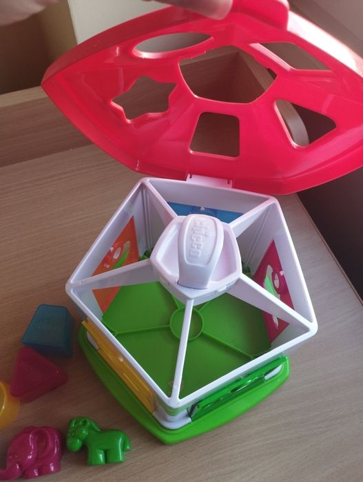 Игрушка-сортер Chicco Зоодомик