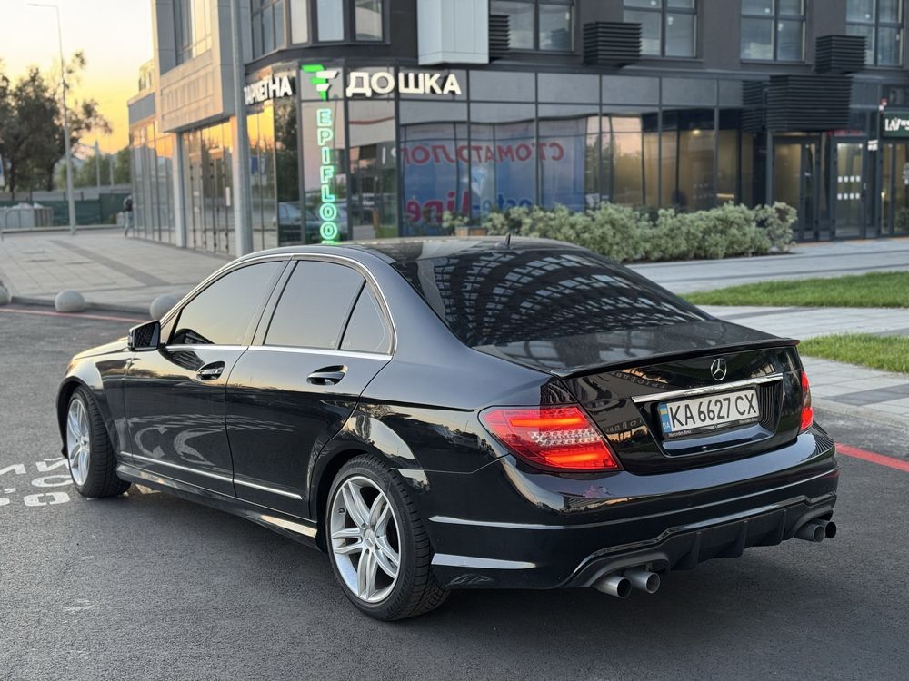 Mercedes C-Class