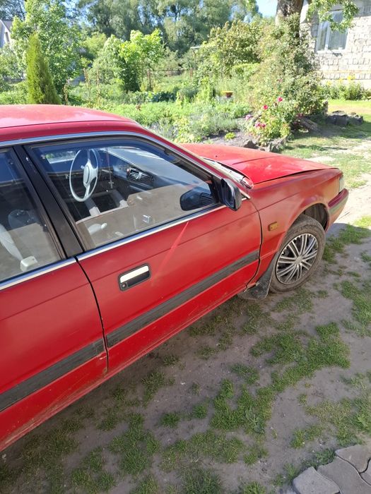 Авто Mazda 626gd