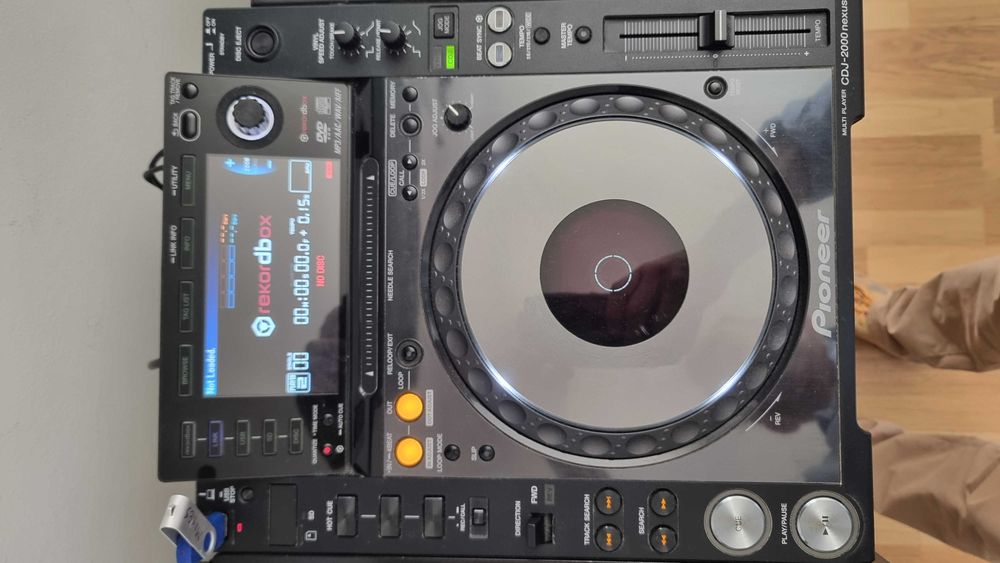 Pioneer CDJ 2000 Nexus