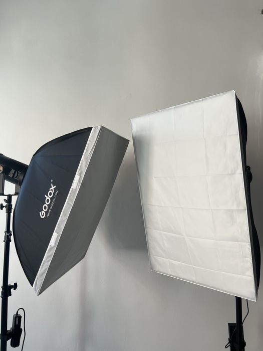 Освітлювач студійний Godox. Студійне постійне світло