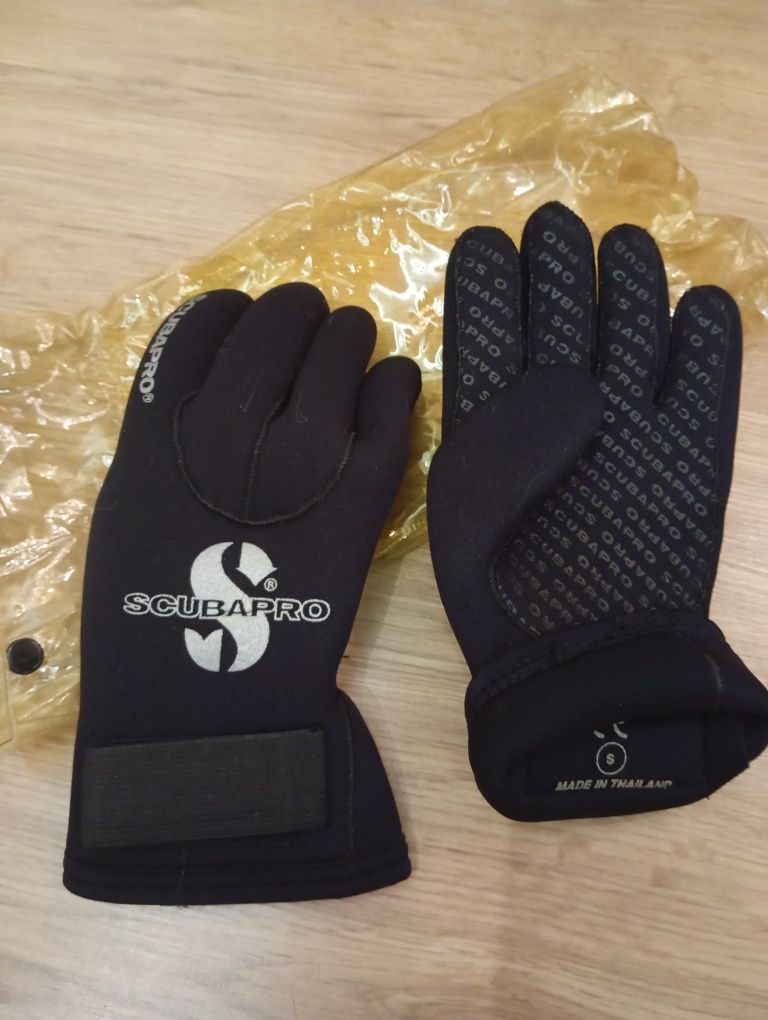 Рукавичкі перчатки Aqualung Bare Scubapro дайвінг підводне полювання