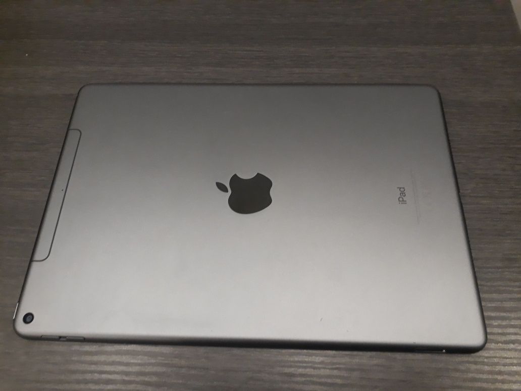 iPad Air A 2123 10.5, 4G, 256 Gb.