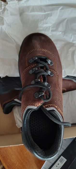 Sprzedam buty ochronne Artra