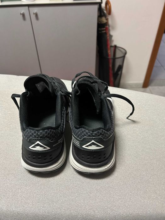 Sapatilhas Nike Trial