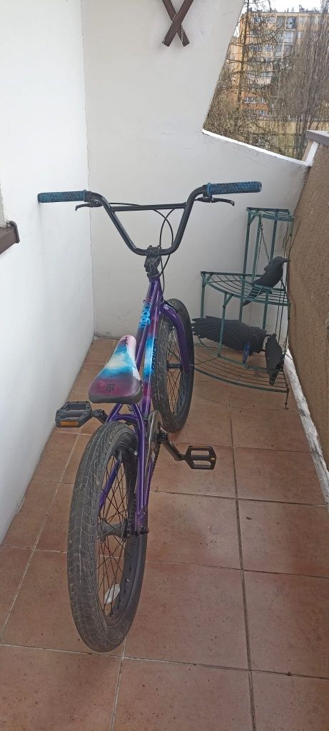 Rower Mongoose BMX