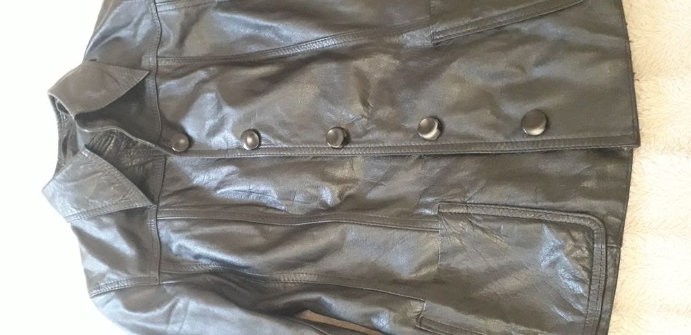 Шкіряний піджачок