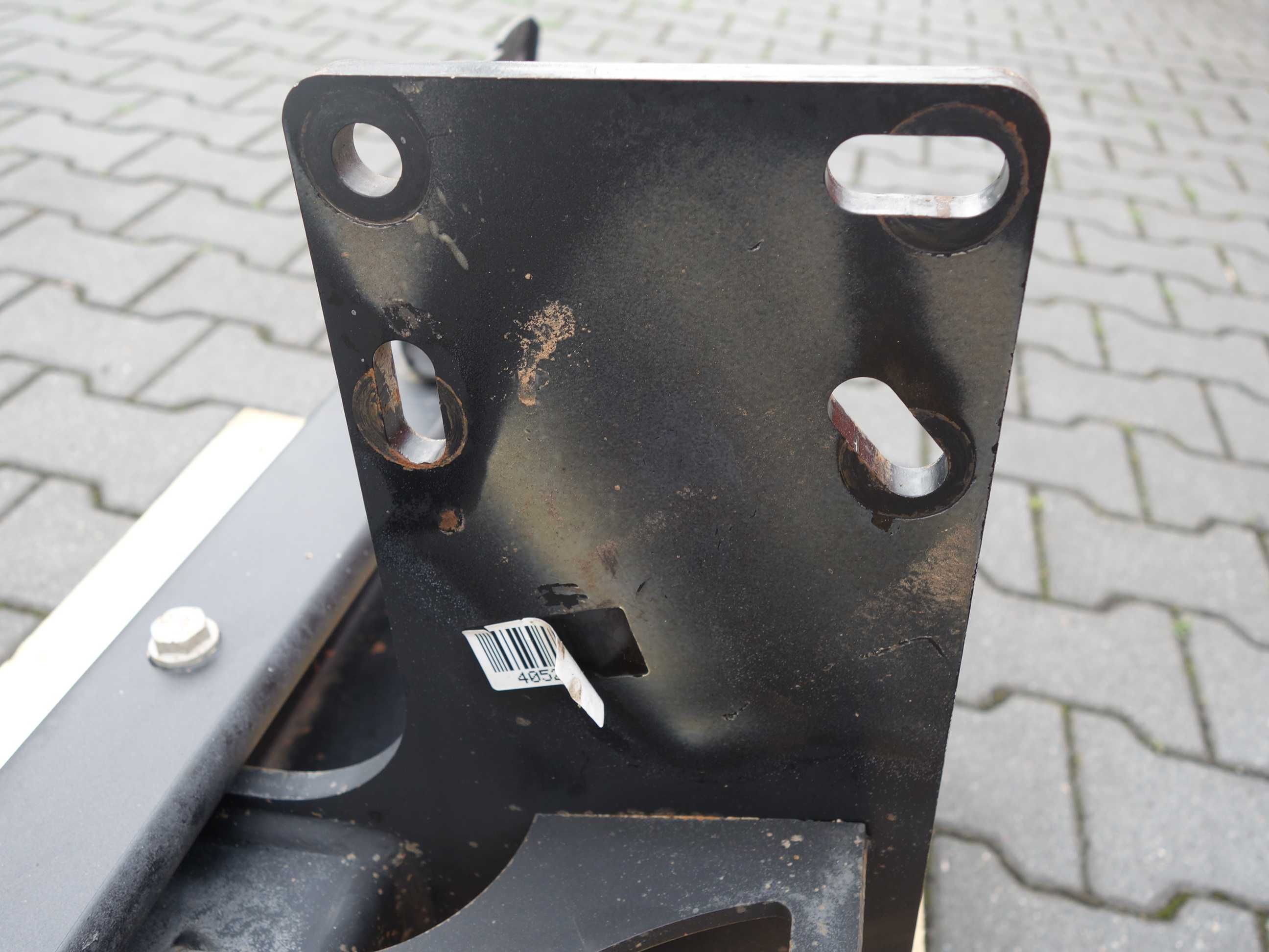 belka tył hak mercedes sprinter 907  906 rama skrzynia kontener