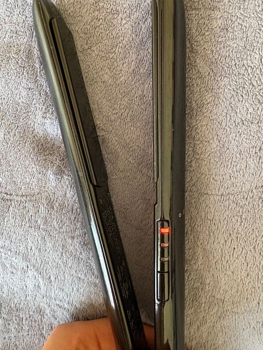 Вирівнювач волосся Babyliss ST250E