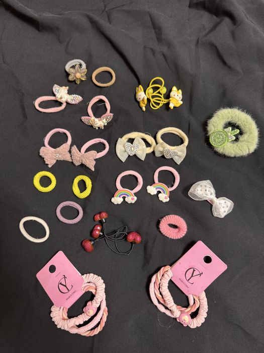 Аксесуари для дівчаток. Заколочки. Резиночки
