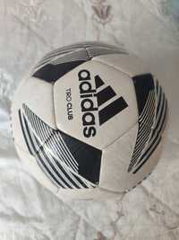 Мяч Adidas футбольный фирменный