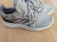 Buty Adidas Cloudfoam r. 44  2/3 Dwa prawe osoba niepełnosprawna