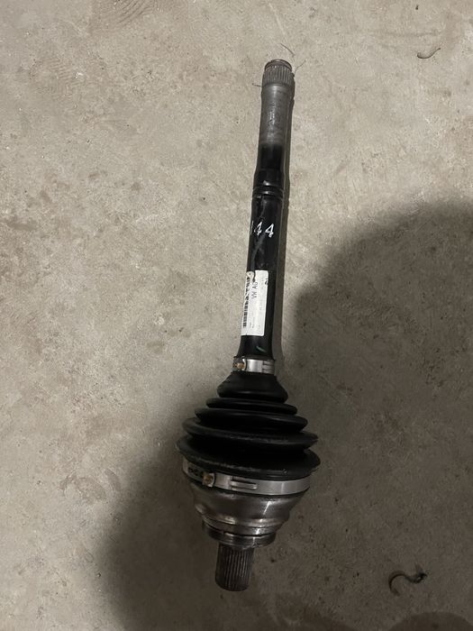 Піввісь/шрус VW Jetta