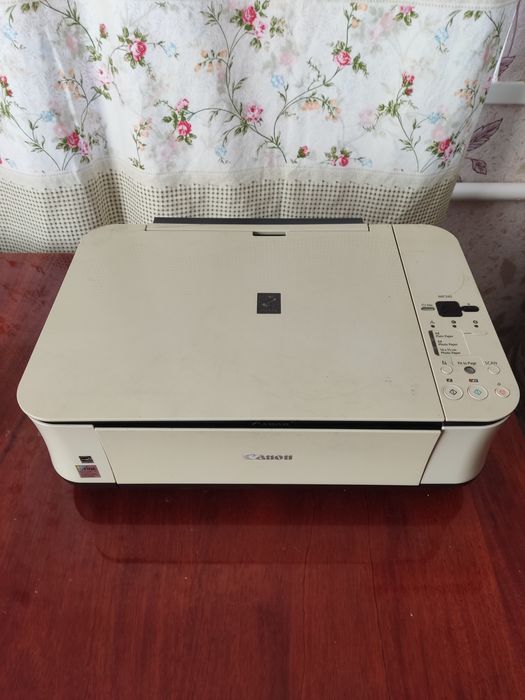 Продам принтери мфу 240-280