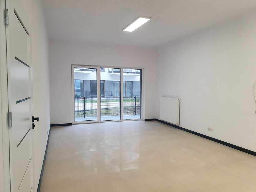 Wynajme lokal usługowy 65m2 do 140m2 Wyszków