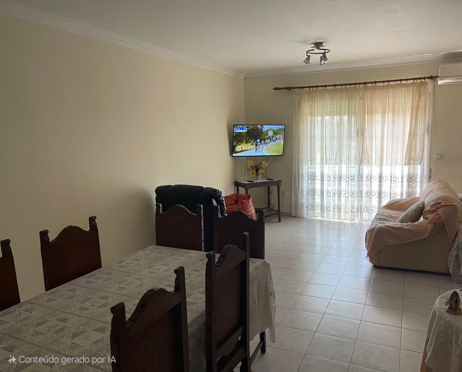 Apartamento T3 – Ribeirão | Zona Central | Garagem Fechada + Arrumos