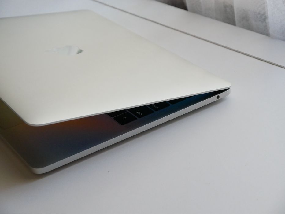 MacBook Pro 2019 | i5/16/512 | 93% Акб!