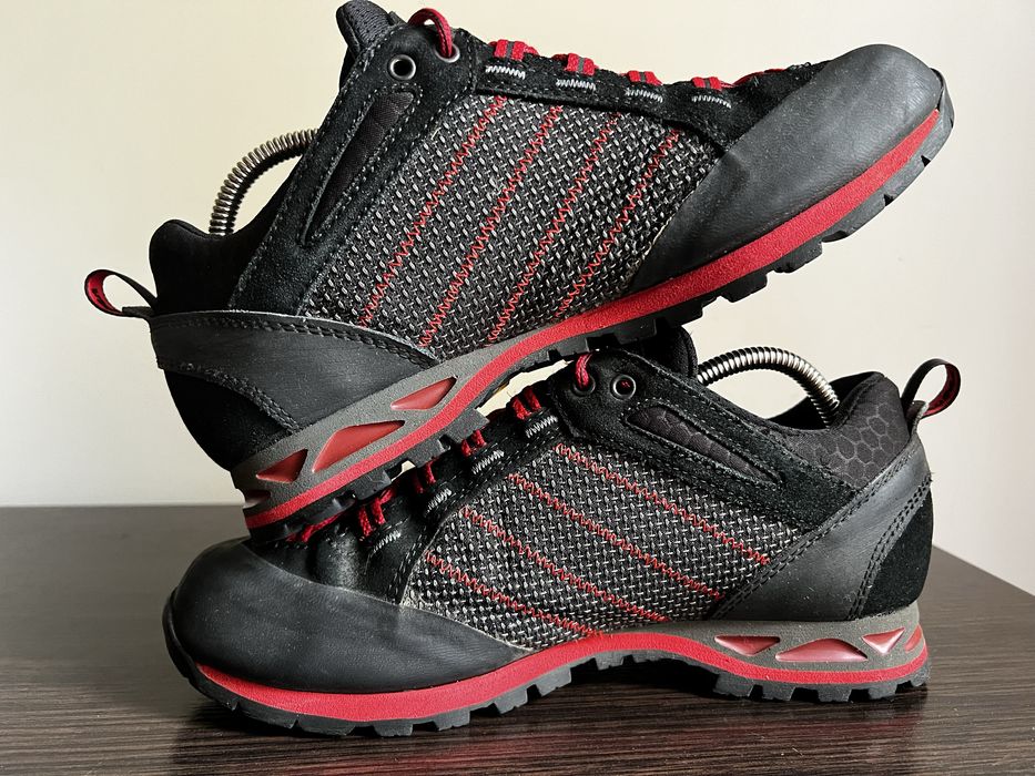 Кросівки HanWag Makra Low GTX Шкіра Розмір 42.5 на 27 см