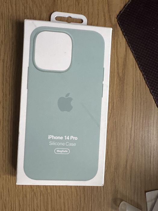 Чохол на Iphone 14 pro