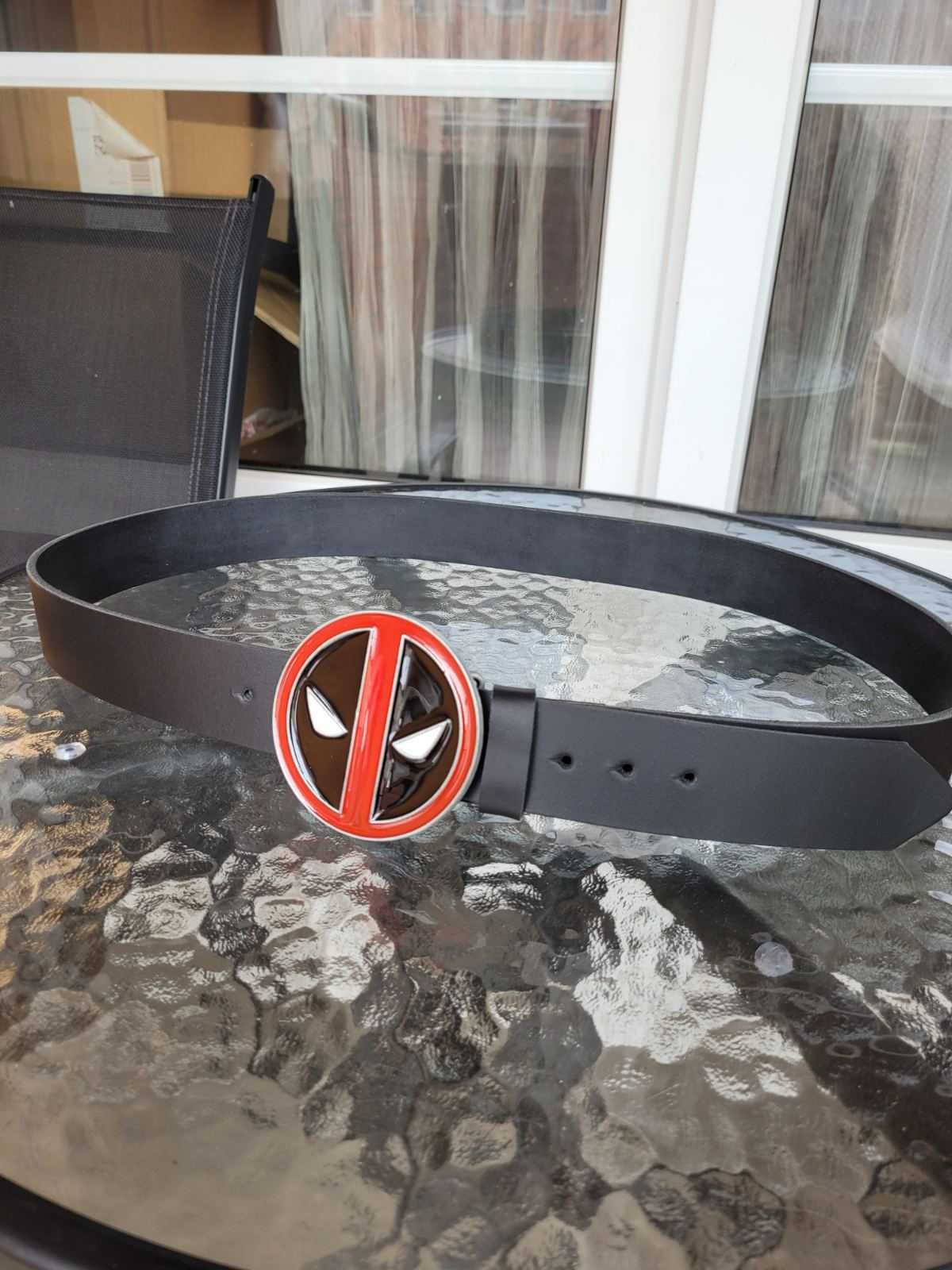 Czarny męski skórzany pasek ręcznie robiony z klamrą Deadpool