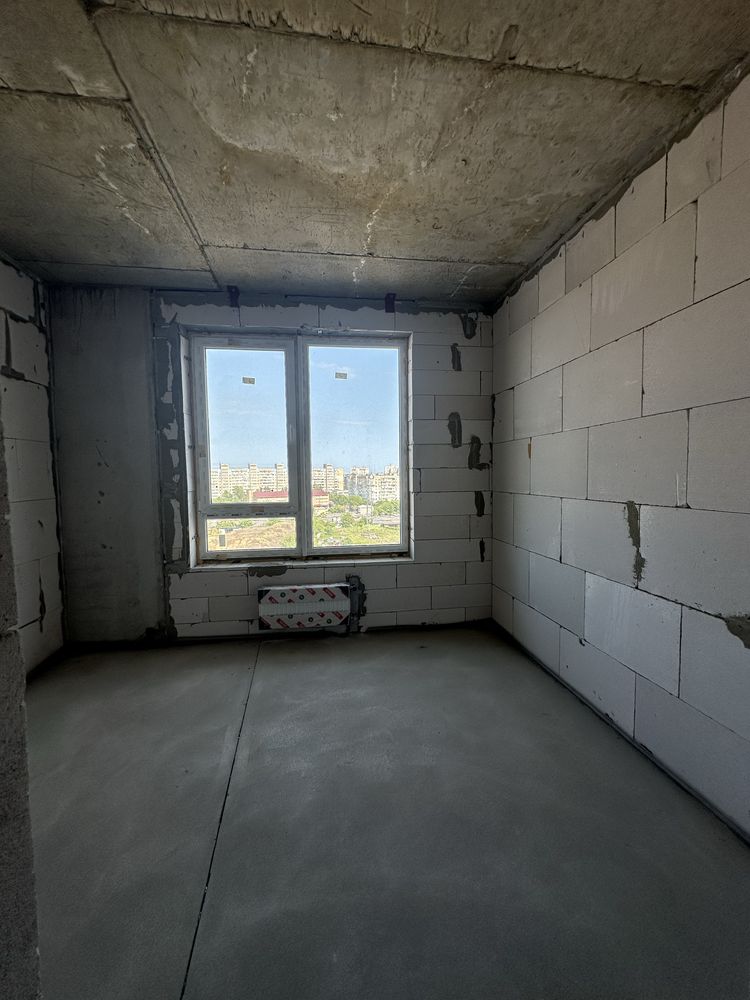 Продам 2 комн  квартиру Акварель 8