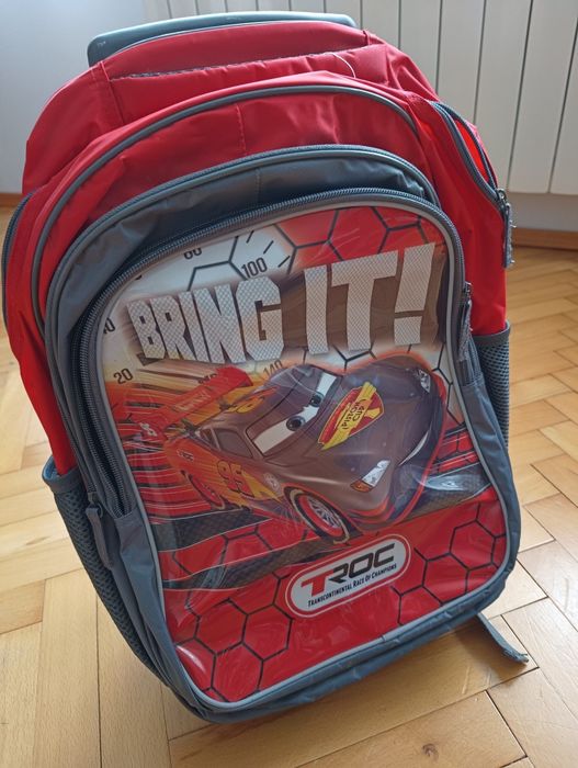 Plecak na kółkach Auta