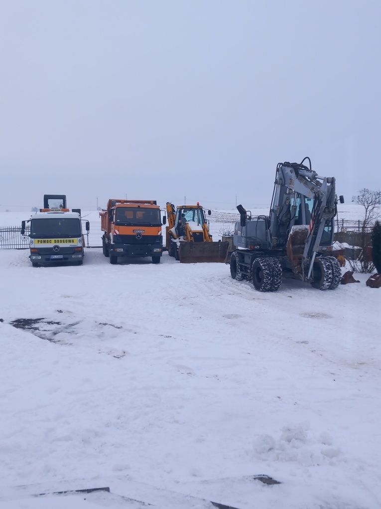 Usługi koparką obrotową ,kołową  usługi koparko ładowarką , wywrotką