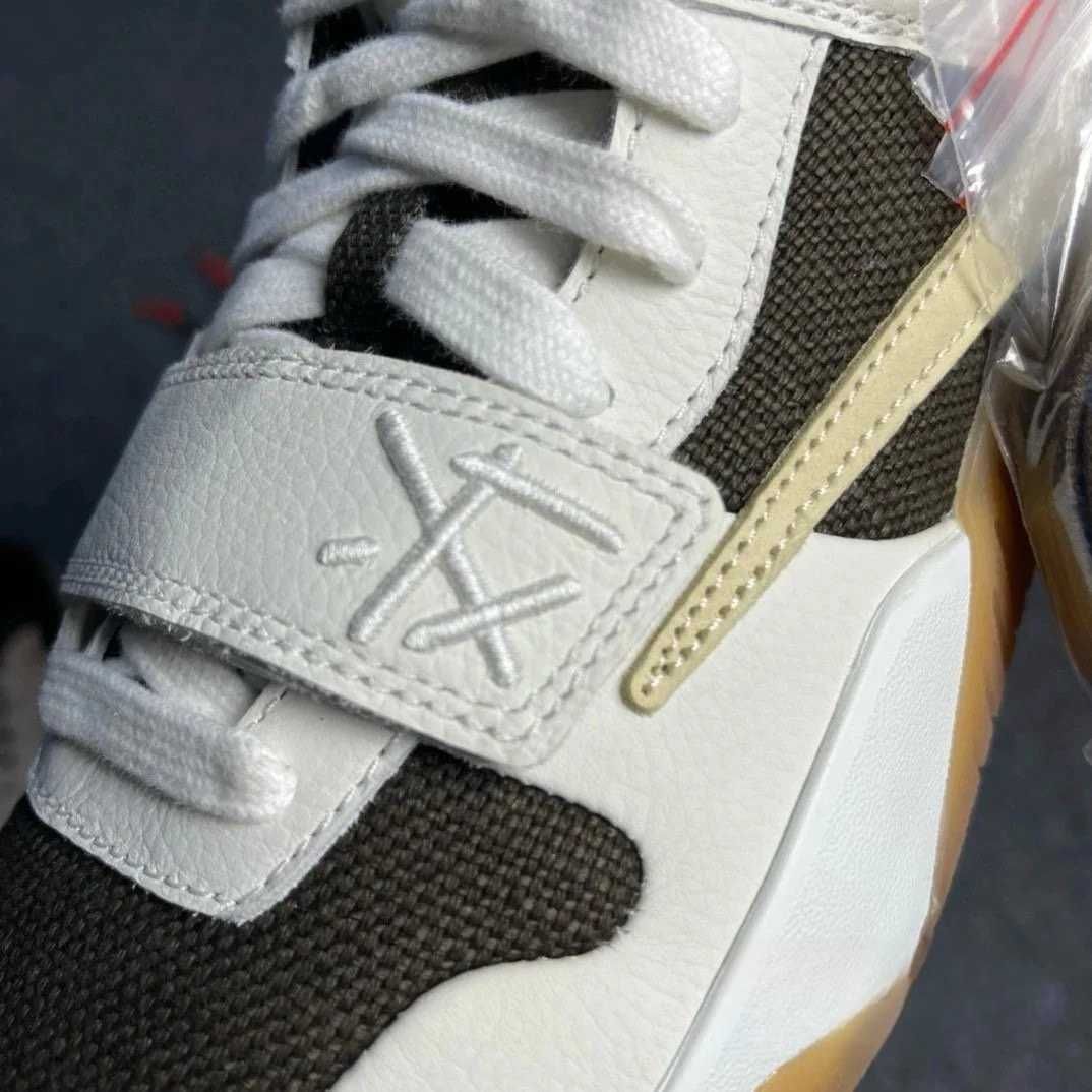 Travis Scott x Jordan Jordan x Travis Scott R.45