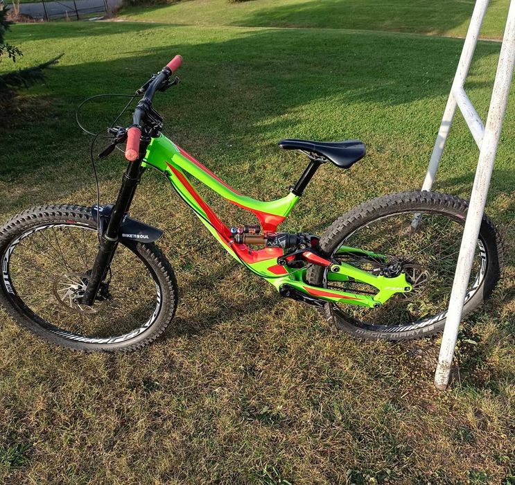 SPECIALIZED demo-8 2017 M 27,5'