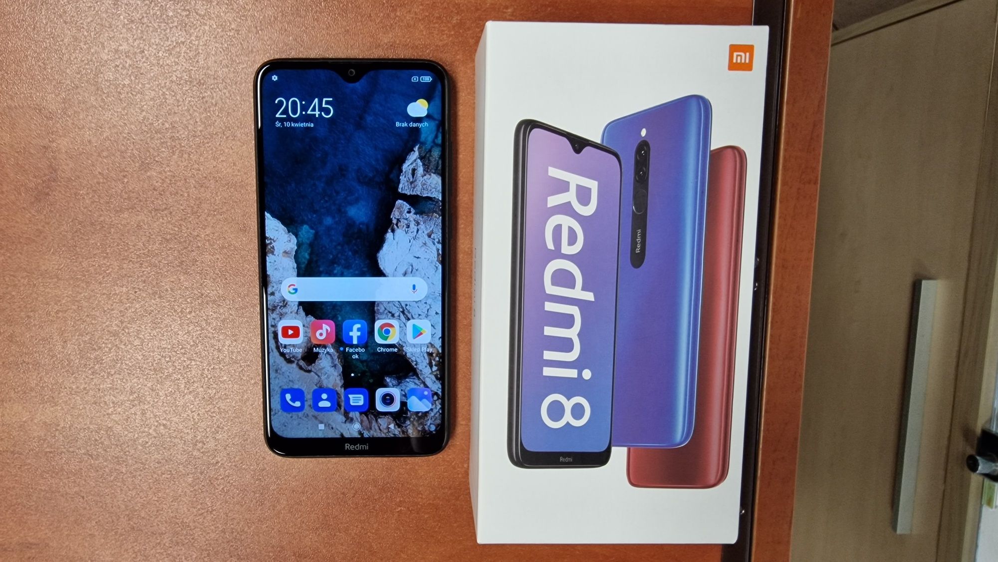 Xiaomi Redmi 8 Dual Sim 64GB/4GB RAM czarny