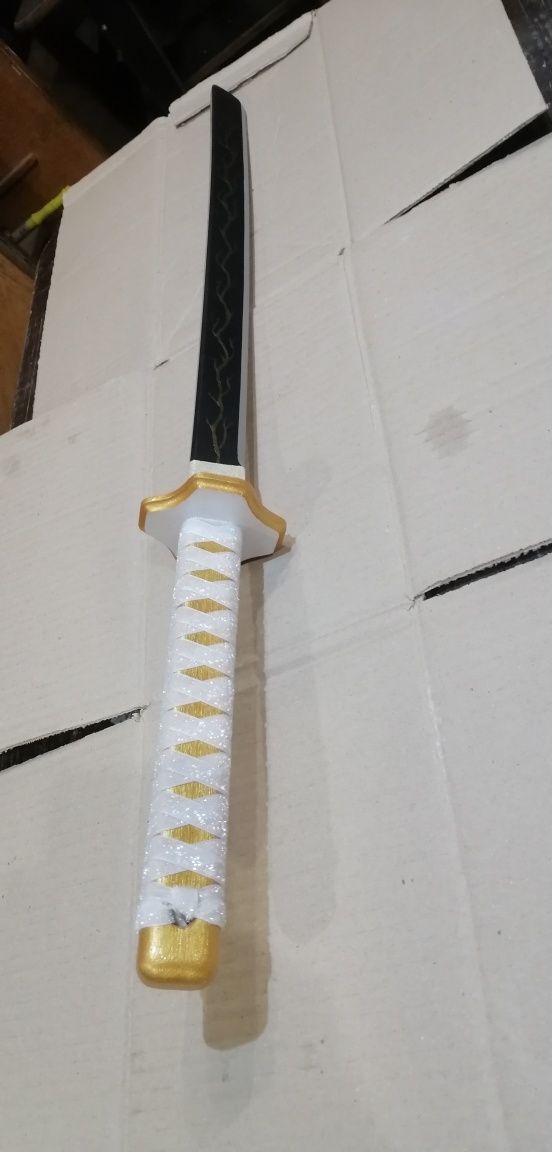Эксклюзивный деревянный меч катана ручной работы