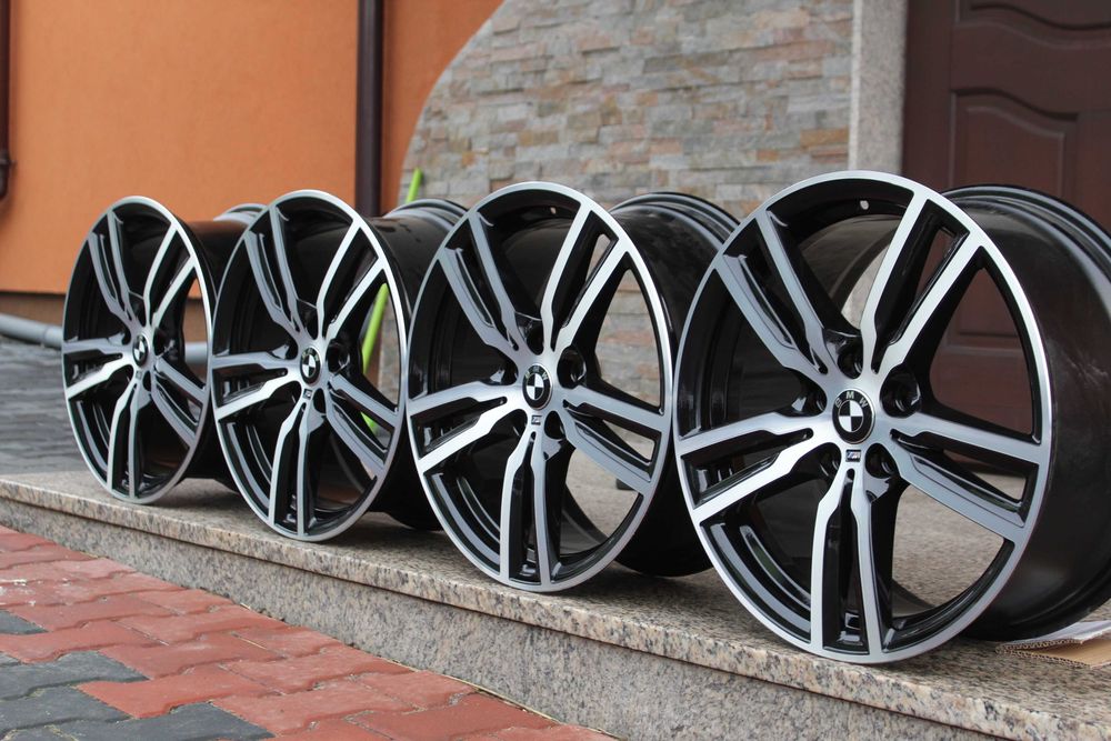 BMW M-Pakiet 1 F40 2 F44 F45 F46 X1 F48 F49 X2 F39 18' 8J ET57