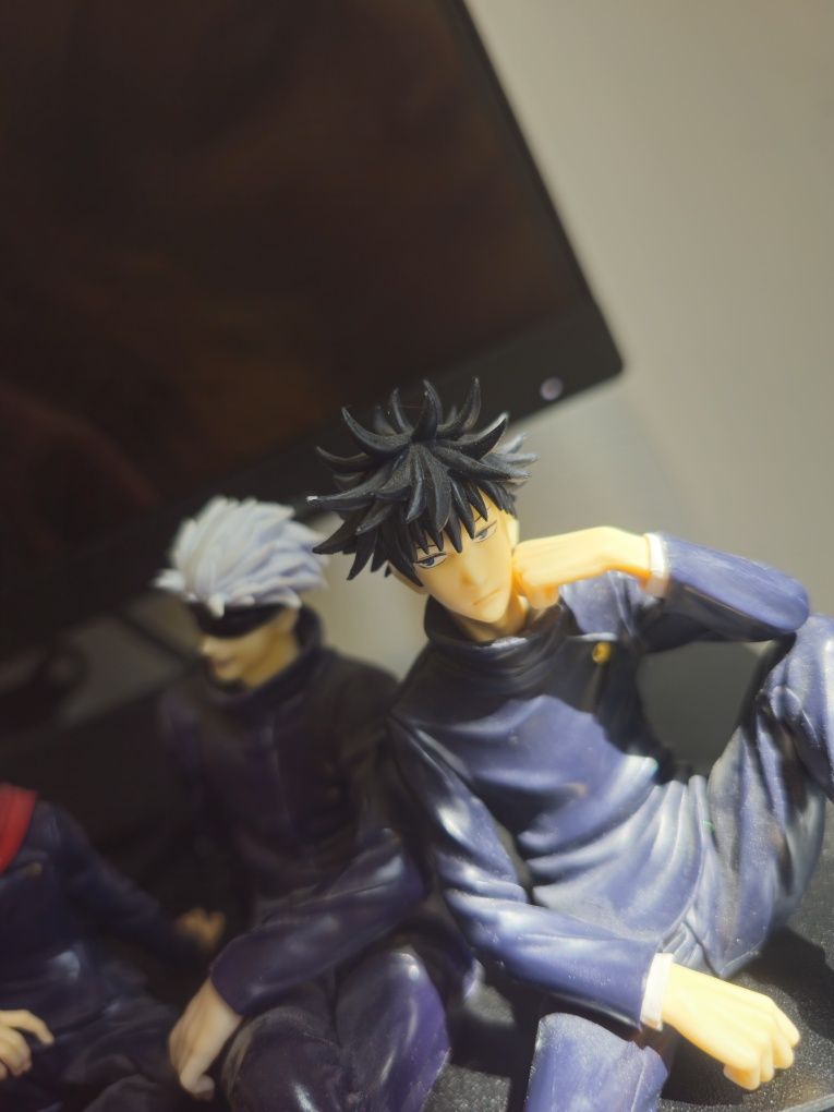 Figurki FuRyu Jujutsu Kaisen Noddle Stopper Gojo Satoru, Megumi, Yuuji