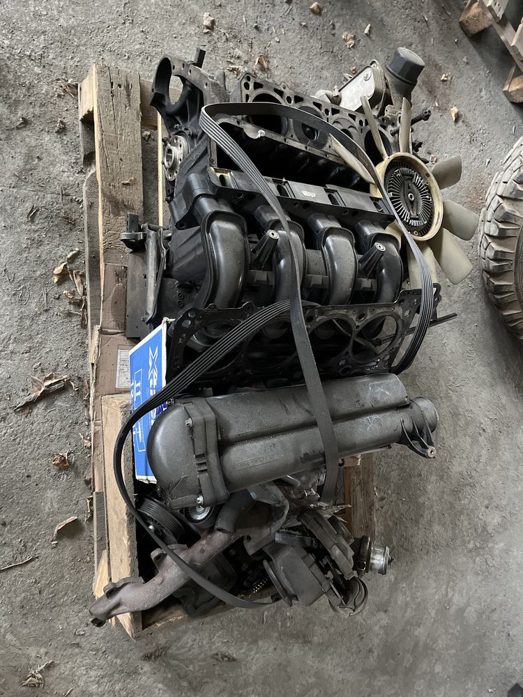 Двигун Mercedes Sprinter OM 646 2.2  по запчастинах