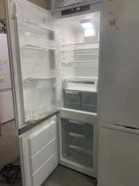 Вбудований Холодильник Electrolux 185/55 Італія 2022 рік