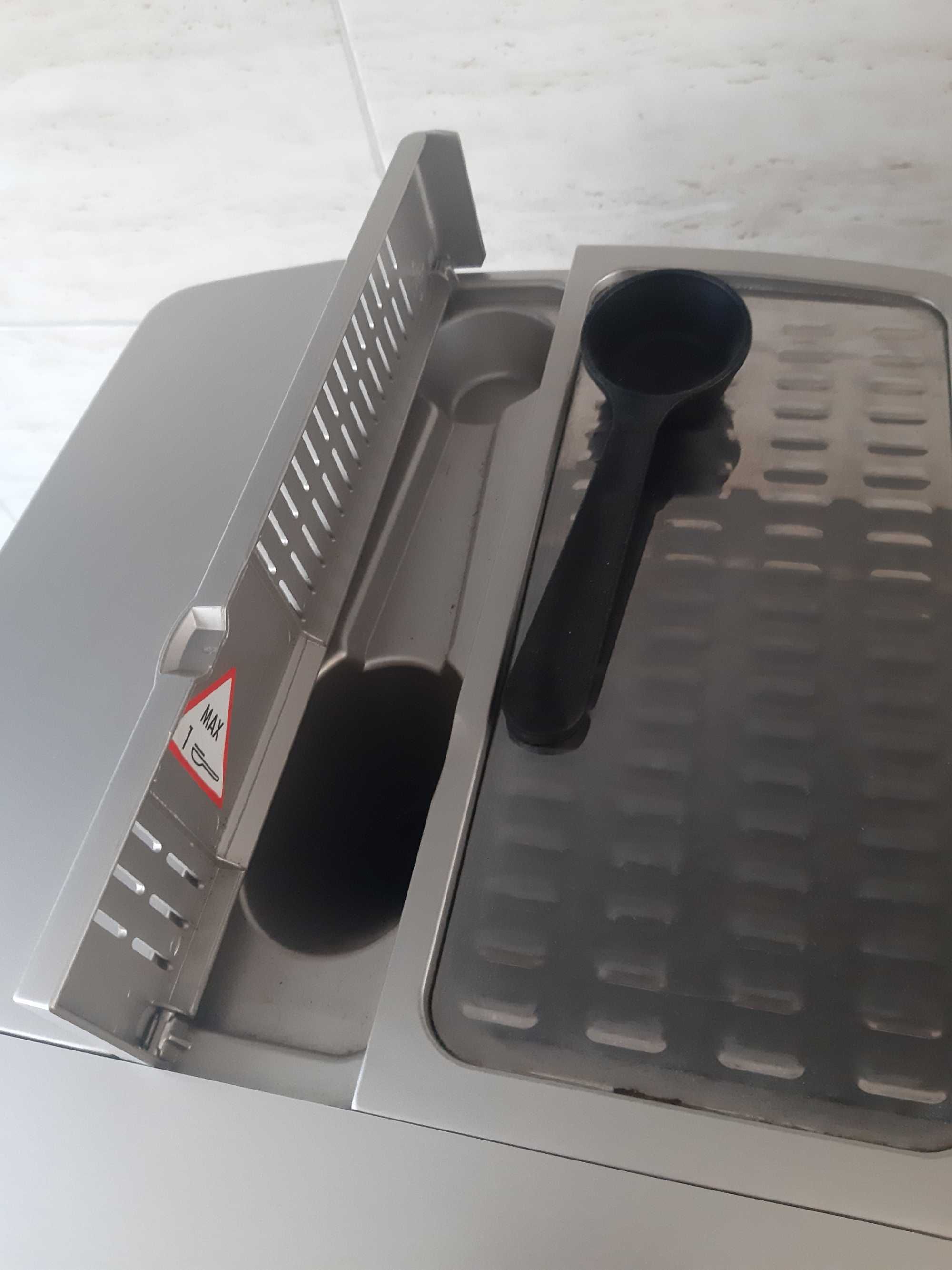 Ekspres DeLonghi Magnifica Automatic Cappuccino EASM3500s Polskie menu