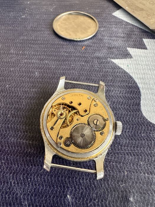 Наручний чоловічий годинник ZENITH