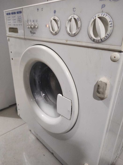 Пральна машинка Whirlpool