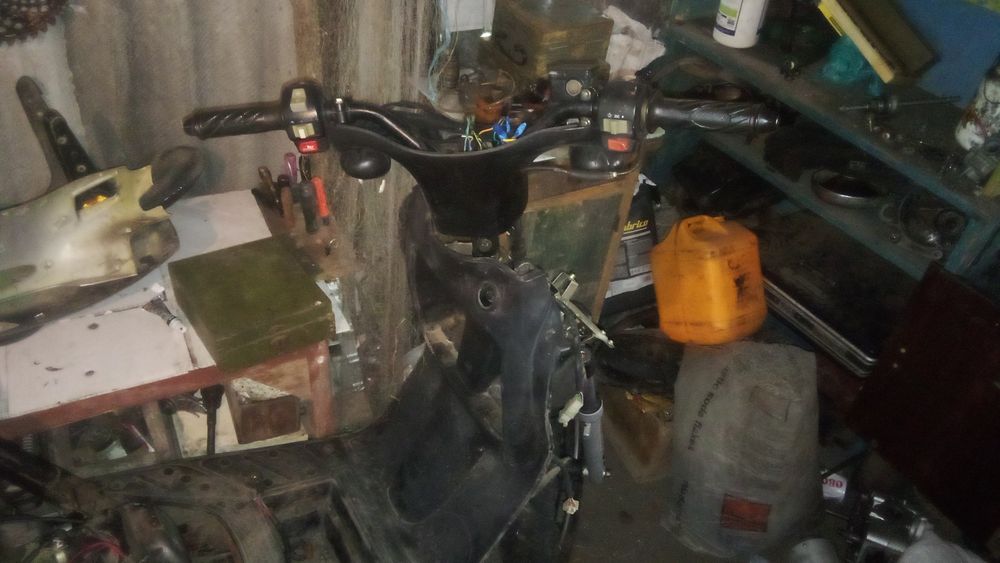 Продам два скутера