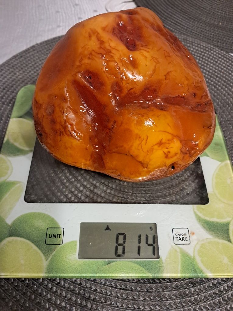 Bursztyn surowy 814g