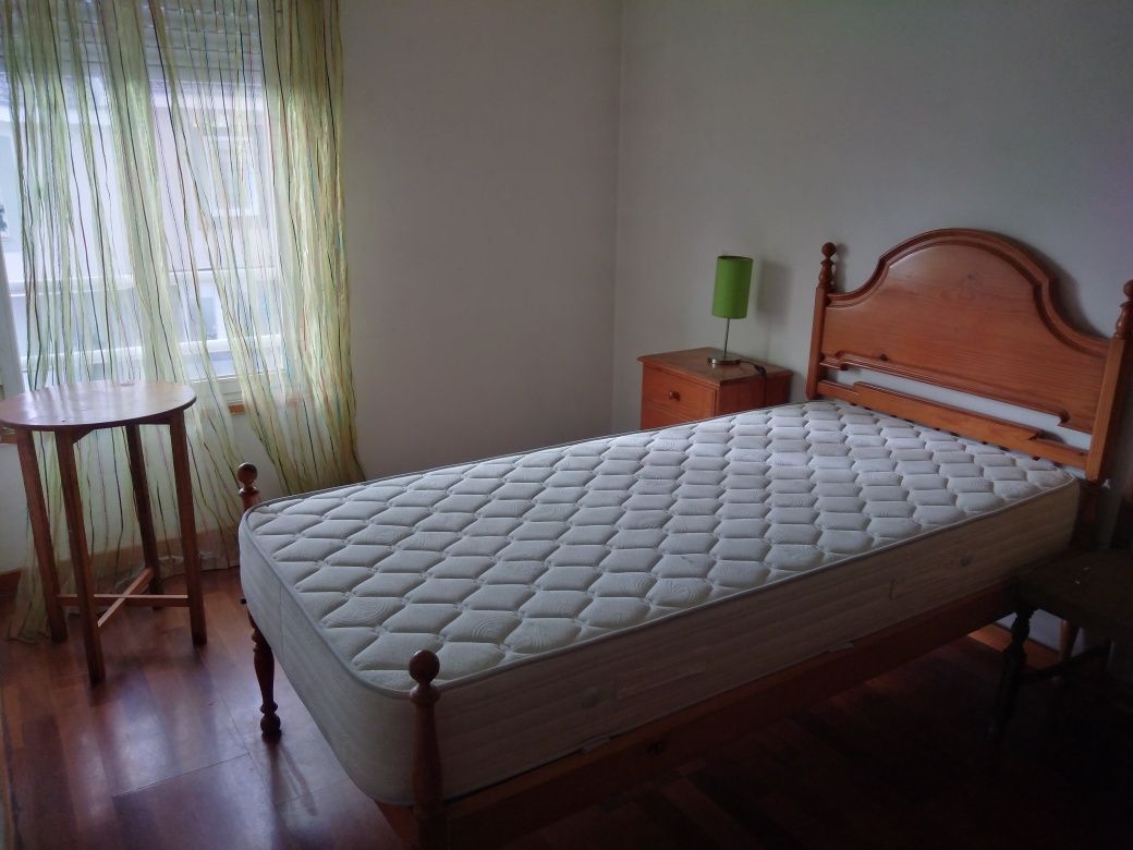 Quarto para alugar (ao mês)