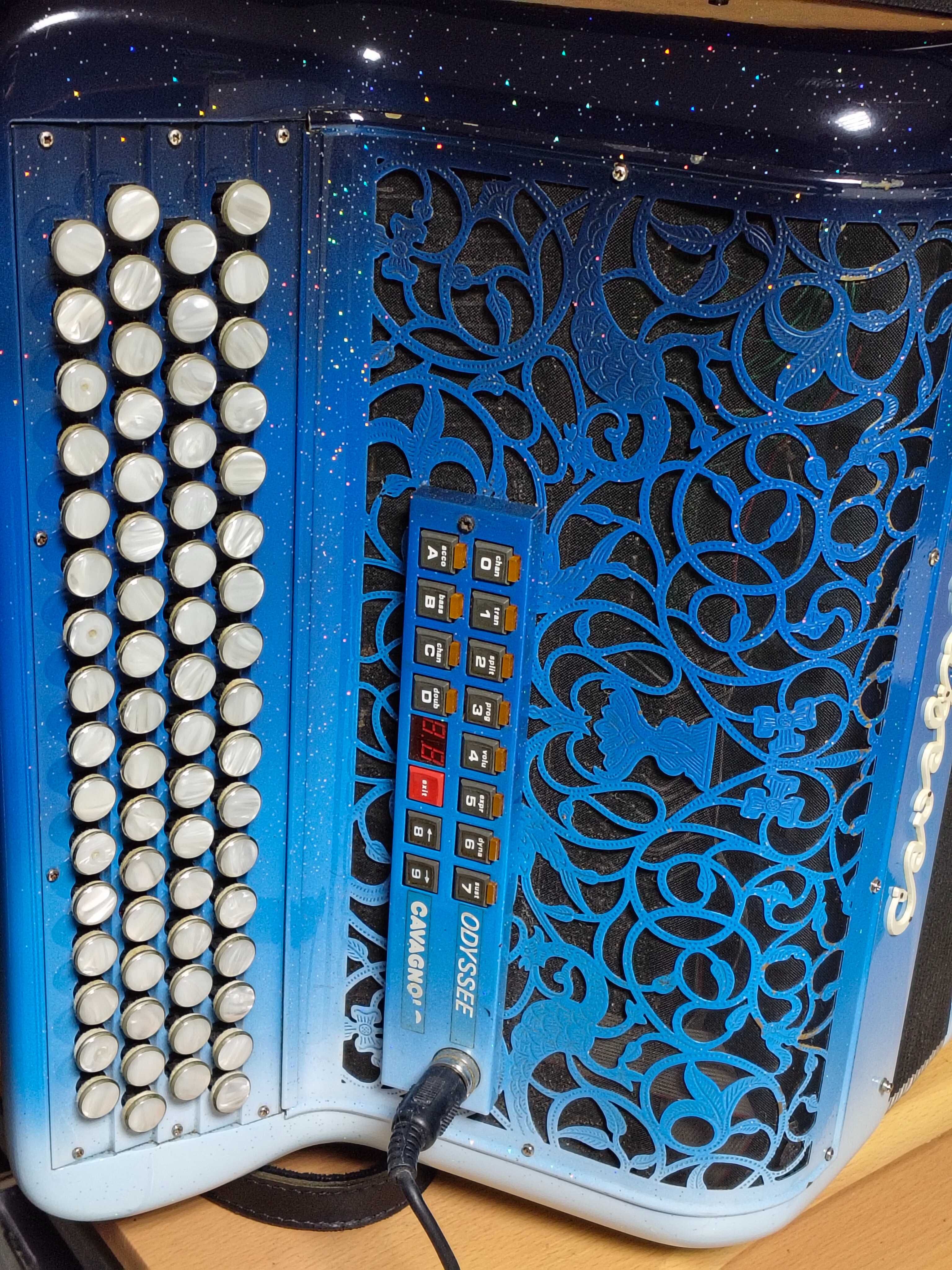 Acordeão Cavagnolo Digital e Midi