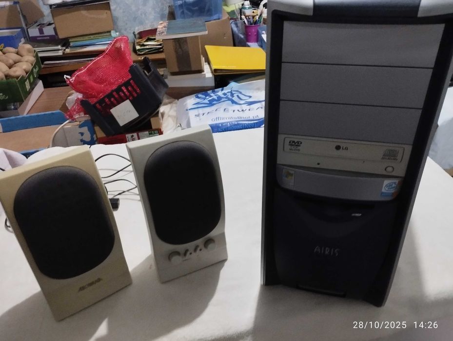 Torre e colunas para computador