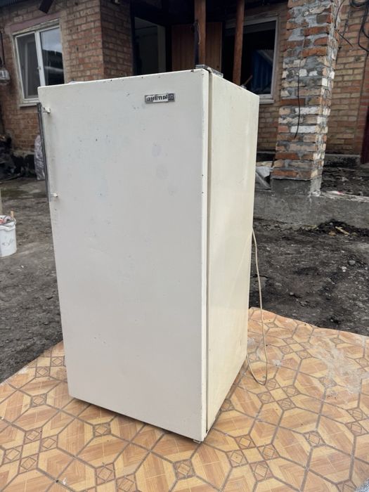 Холодильник Дніпро, в робочому стані , самовивіз