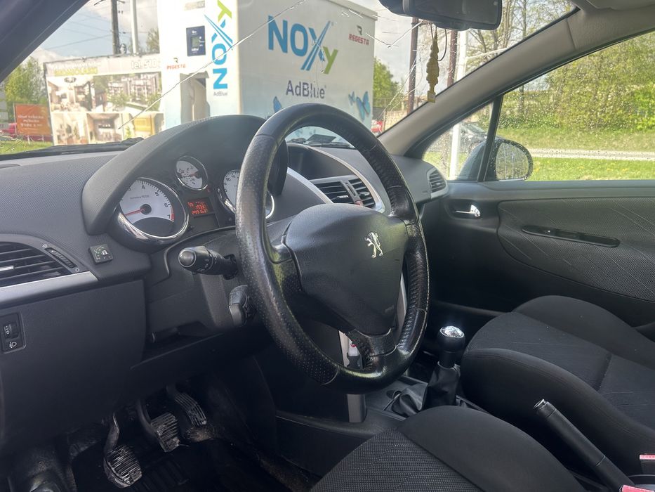 Peugeot 207 1.6 120KM 2008 LPG