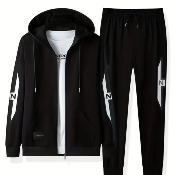 Новий чоловічий спортивний костюм  52-56розмір